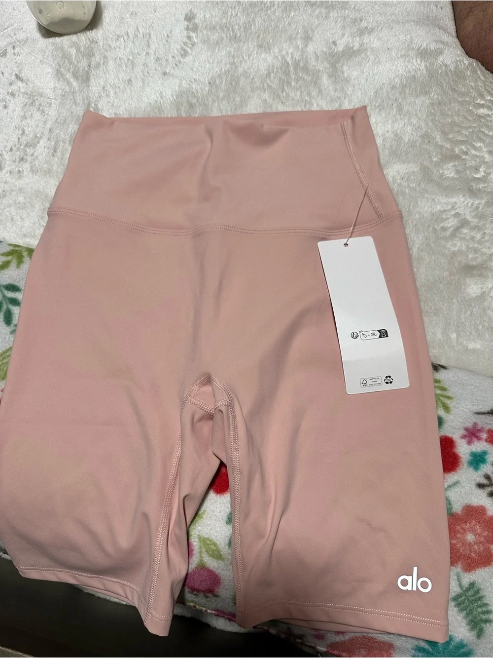 ALO Yoga High-Rise Bike Shorts in Blush